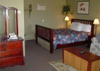 Carravalla Inn hotel thumbnail 7