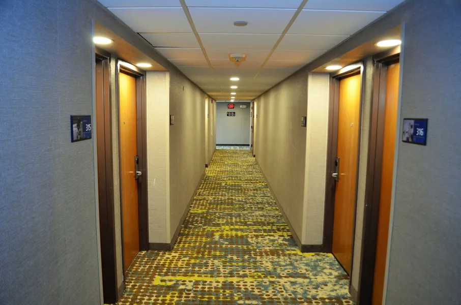 Hampton Inn & Suites Chicago/Hoffman Estates hotel detail image 6