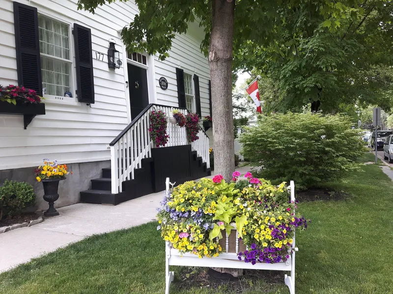 Historic Wilson-Guy House hotel detail image 2