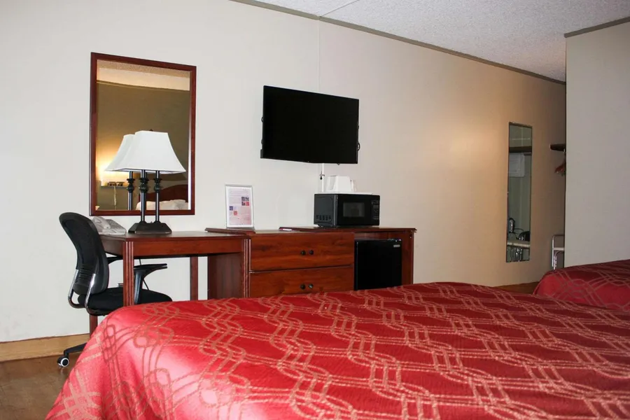 Econo Lodge Salina Scenic Route 89 & I-70 hotel detail image 2