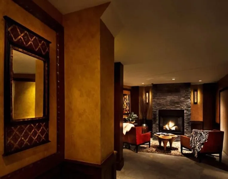 Executive - The Inn at Whistler Village hotel detail image 6