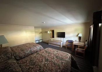 Budget Inn hotel thumbnail 3