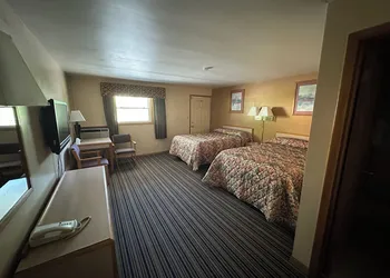 Budget Inn hotel thumbnail 8