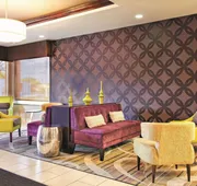 La Quinta Inn & Suites by Wyndham Tampa Bay Area-Tampa South hotel detail image 3