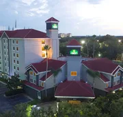 La Quinta Inn & Suites by Wyndham Orlando I Drive/Conv Ctr hotel detail image 3