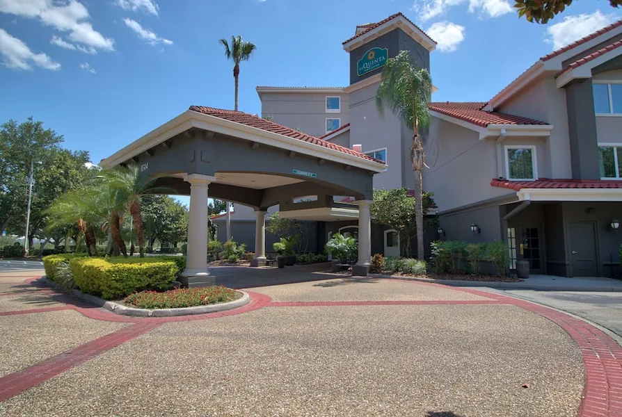 La Quinta Inn & Suites by Wyndham Orlando I Drive/Conv Ctr hotel detail image 6