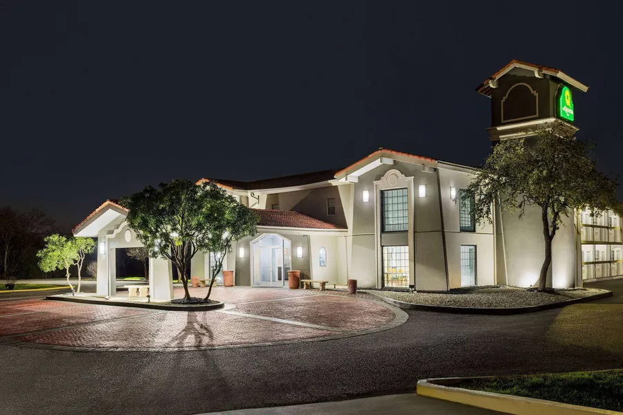 La Quinta Inn by Wyndham San Antonio Lackland hotel detail image 2