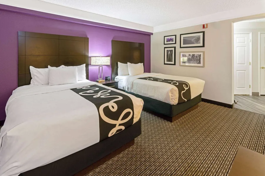 La Quinta Inn & Suites by Wyndham Phoenix Scottsdale hotel detail image 6