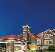 La Quinta Inn & Suites by Wyndham Fort Worth North hotel detail image 4