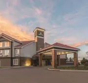 La Quinta Inn & Suites by Wyndham Denver Tech Center hotel detail image 4