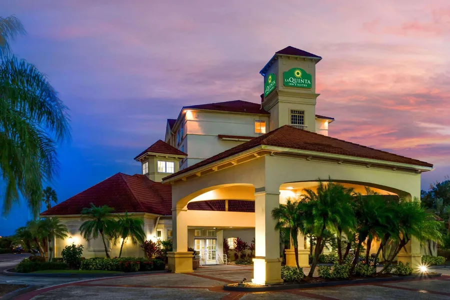 La Quinta Inn & Suites by Wyndham Lakeland West hotel detail image 2