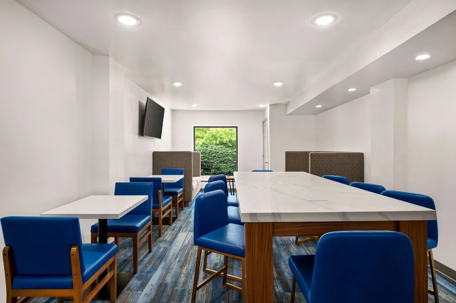 La Quinta Inn by Wyndham Columbus Dublin hotel detail image 6