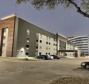 La Quinta Inn & Suites by Wyndham Houston Southwest hotel detail image 3
