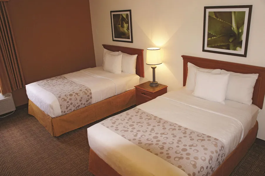 La Quinta Inn & Suites by Wyndham Lakeland East hotel detail image 6