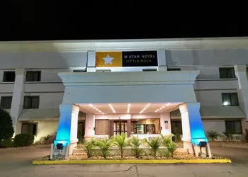 M Star Little Rock hotel thumbnail 3
