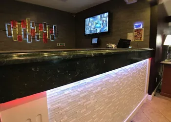 M Star Little Rock hotel thumbnail 5