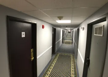 M Star Little Rock hotel thumbnail 7