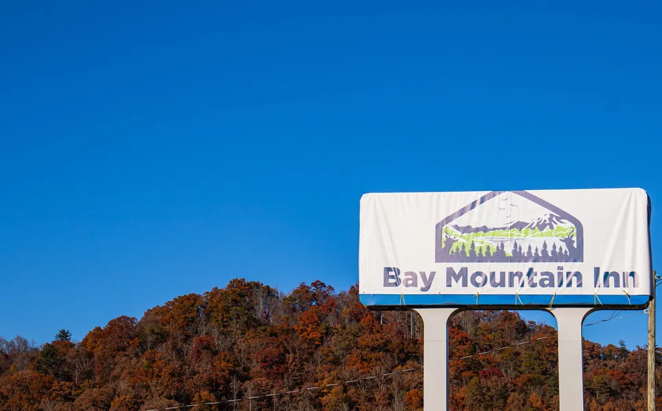 Bay Mountain Inn hotel detail image 2