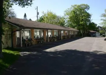 Skyline Motel hotel thumbnail 3