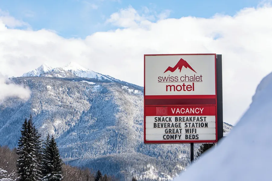 Swiss Chalet Motel hotel detail image 2