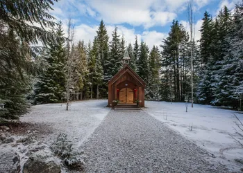 Mulvehill Creek Wilderness Inn hotel thumbnail 2