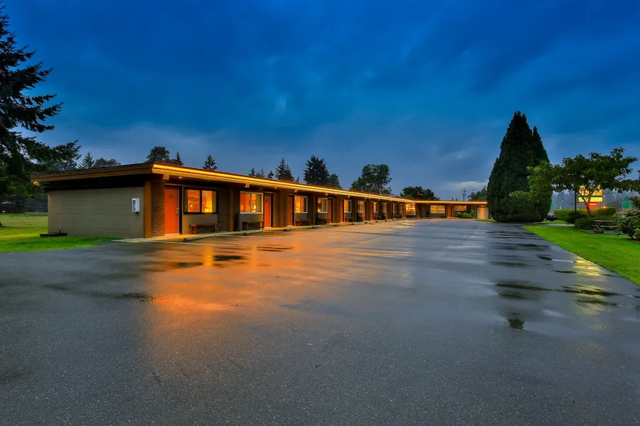 Arbutus Grove Motel hotel detail image 2