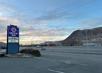 Kings Motor Inn hotel thumbnail 2