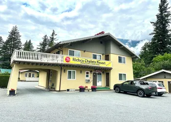 Richca Chalets Resort hotel thumbnail 2