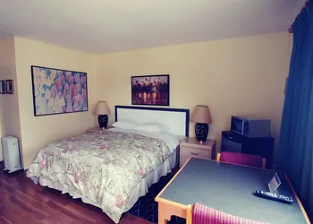 River Heights Motel hotel thumbnail 4