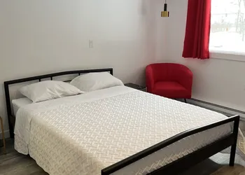 Motel Champlain hotel thumbnail 6