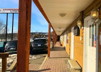 Stampeder Motel hotel thumbnail 8