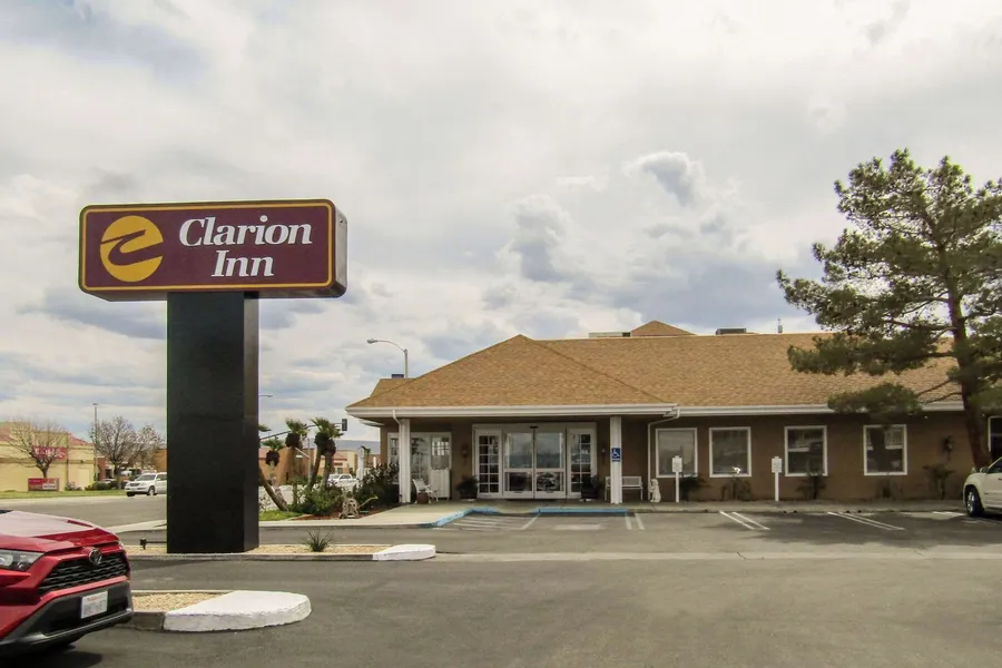 Clarion Inn Near China Lake Naval Station hotel detail image 6