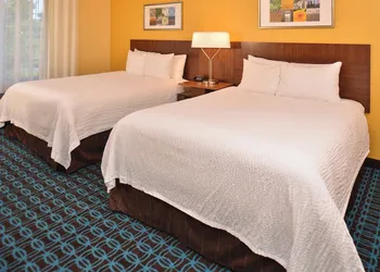 Fairfield by Marriott Inn & Suites Louisville North hotel thumbnail 3