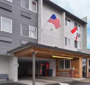 Clackamas Inn & Suites hotel detail image 4