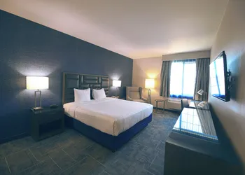 The Lodge at Rolling Hills Casino hotel thumbnail 2