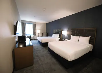The Lodge at Rolling Hills Casino hotel thumbnail 3