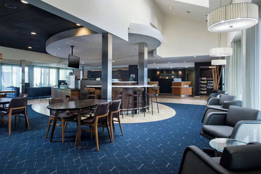 Courtyard by Marriott Phoenix Airport hotel detail image 2