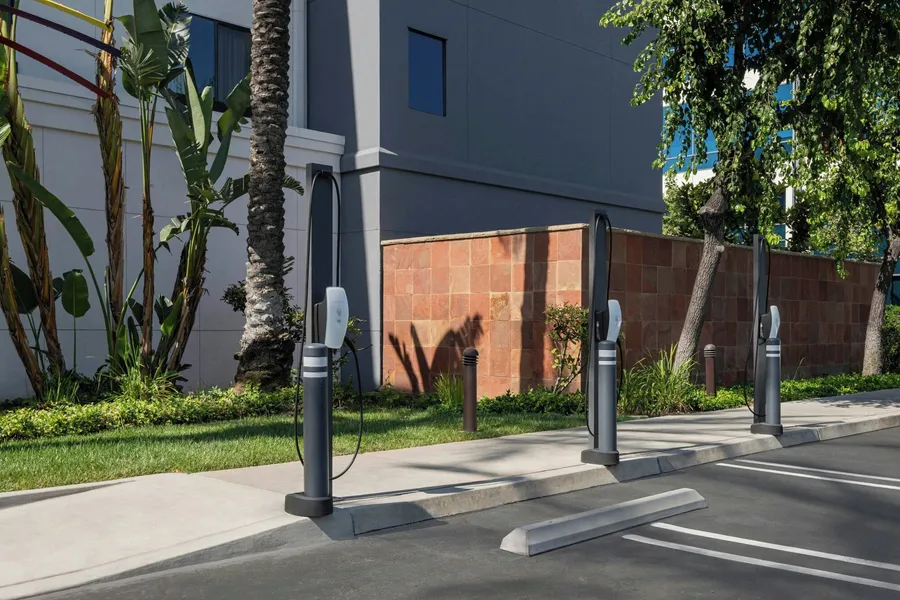 Courtyard by Marriott Los Angeles Burbank Airport hotel detail image 2