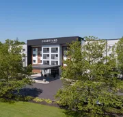 Courtyard by Marriott Edison Woodbridge hotel detail image 3