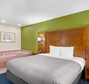 Quality Inn & Suites Goshen hotel detail image 4
