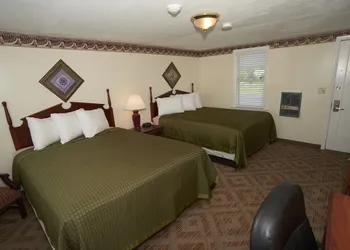 Knights Inn Centerville Cape Cod Area hotel thumbnail 8