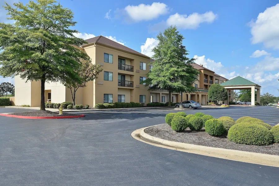 Courtyard By Marriott Bentonville hotel detail image 2