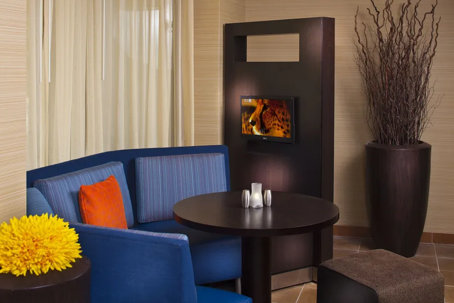 Courtyard by Marriott Birmingham Colonnade/Grandview hotel detail image 2