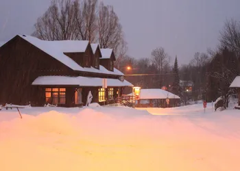 Auberge Micro-Brasserie Le Baril Roulant hotel thumbnail 3