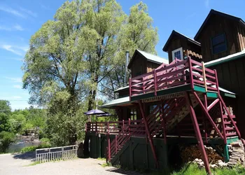 Auberge Micro-Brasserie Le Baril Roulant hotel thumbnail 4