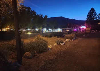 Toiyabe Motel hotel thumbnail 4
