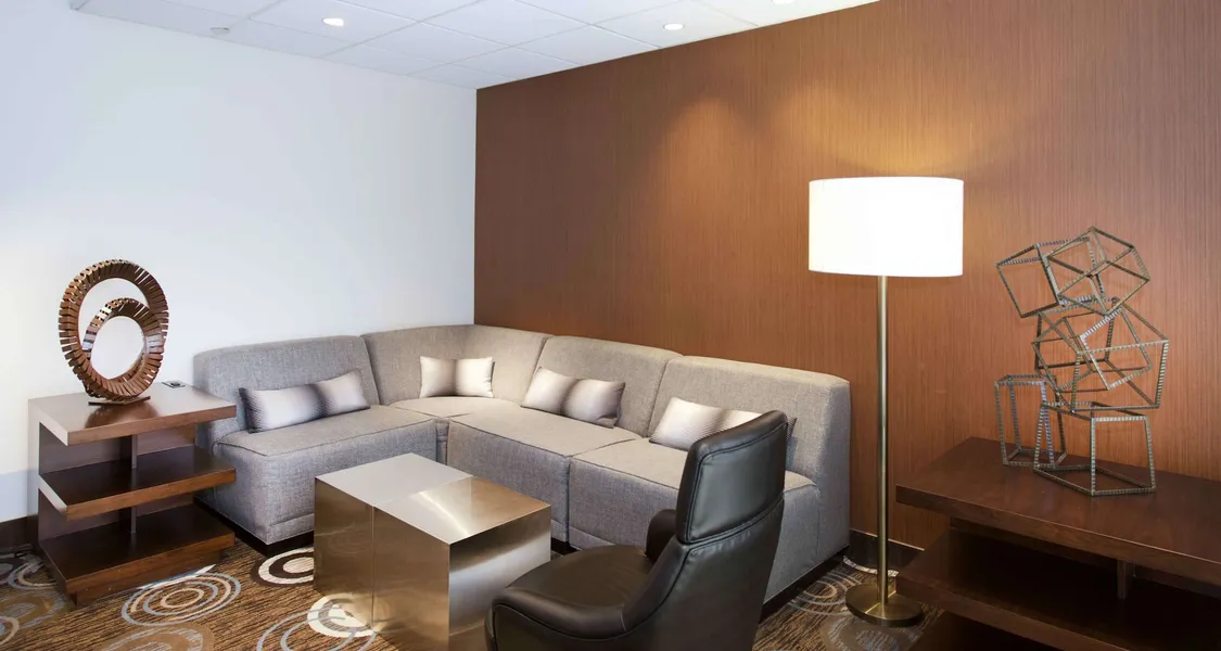 Embassy Suites by Hilton Detroit Livonia Novi hotel detail image 2