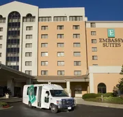 Embassy Suites by Hilton Kansas City International Airport hotel detail image 4