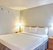Motel 6 Buffalo, NY - Airport - Williamsville hotel detail image 5