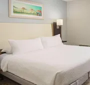 Fairfield Inn And Suites By Marriott Palm Beach hotel detail image 7